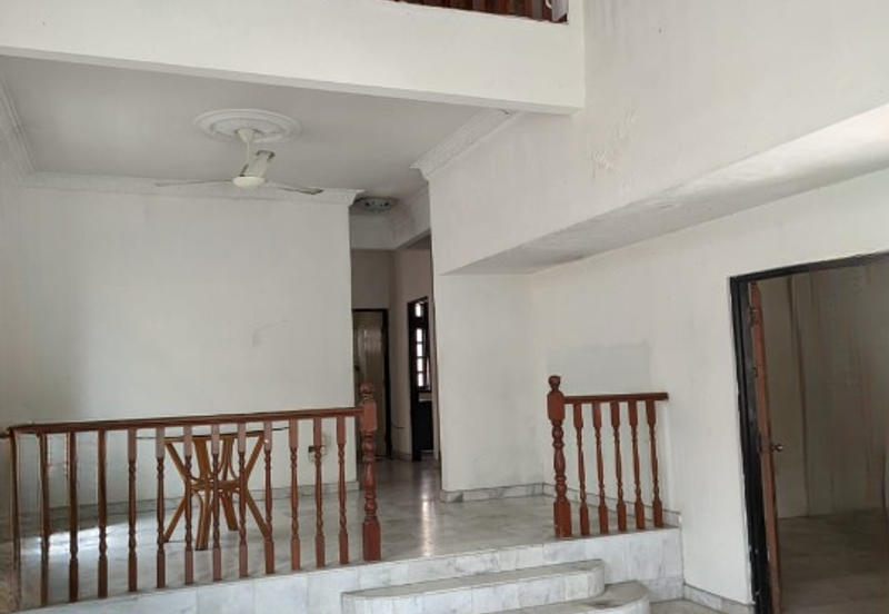Freehold 2.5 Storey Semi Detached House For Sale In Taman Kin Mee, Ipoh, Perak