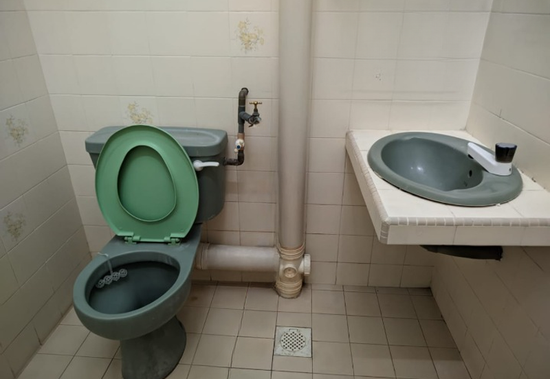 Freehold 2.5 Storey Semi Detached House For Sale In Taman Kin Mee, Ipoh, Perak