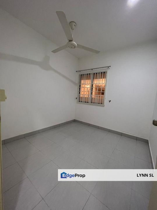 Apartment at Seri Intan Apartments, Setia Alam, Shah Alam, Selangor, For Sale, 3 Bedroom Apartment, Family Size, Selangor, Shah Alam