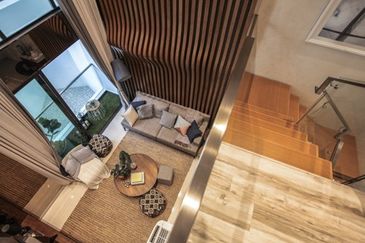 The M @ Medini Macrolink