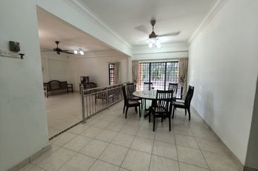 SL 13, Bandar Sungai Long