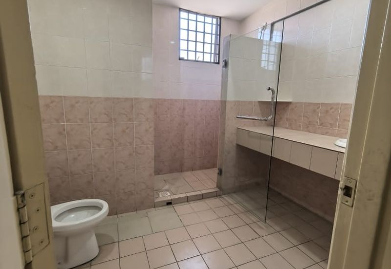 SL 13, Bandar Sungai Long