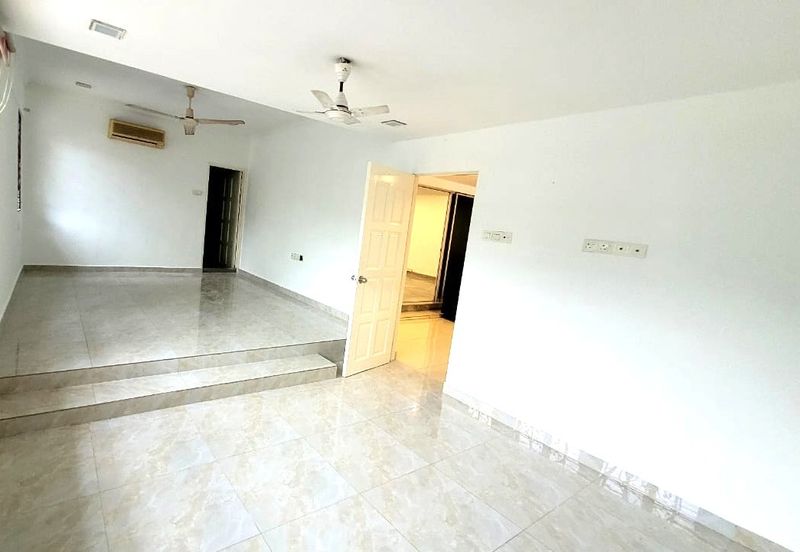 Jalan Tempinis Kanan