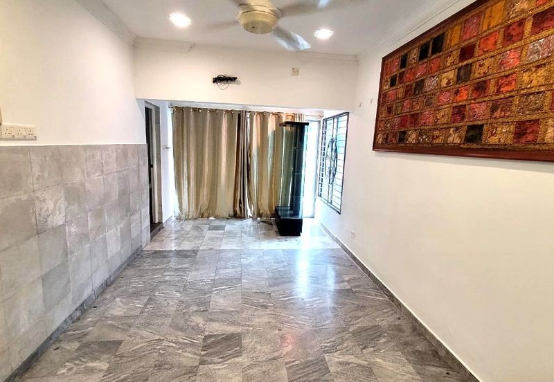 Jalan Tempinis Kanan