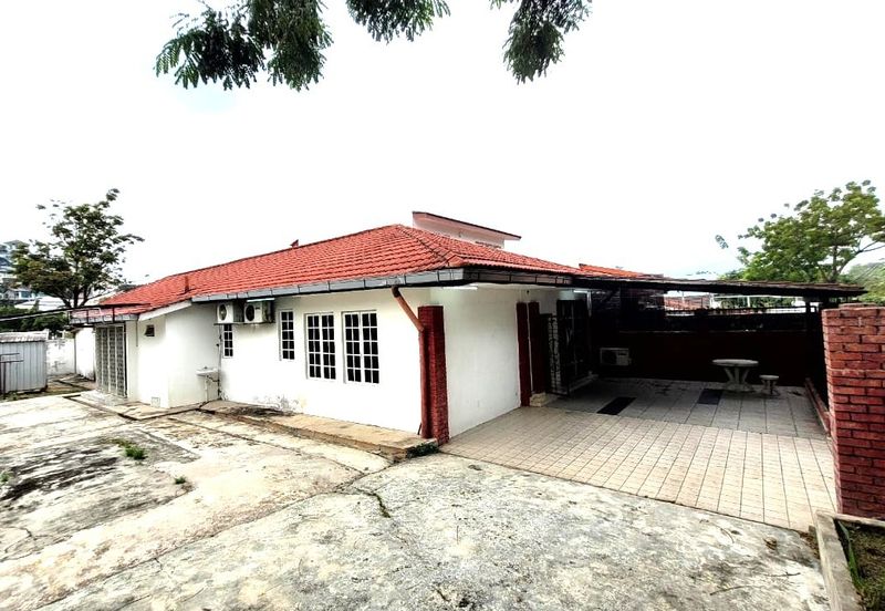 Jalan Tempinis Kanan