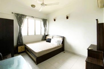 E-Tiara Serviced Apartment