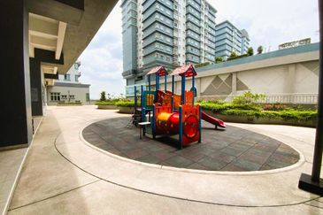 E-Tiara Serviced Apartment