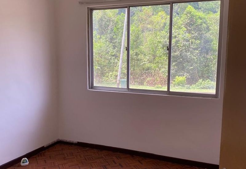 Serendah Golf Resort (Chazara, Fabriciana, Issoria, Vanessa)