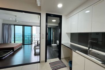 Almas @ Puteri Harbour