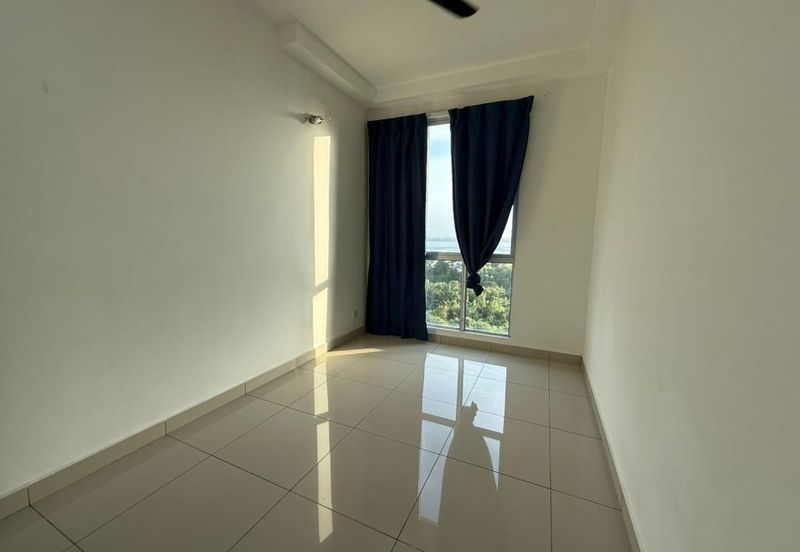 Covil By The Sea @ Meridin Bayvue