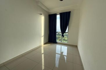 Covil By The Sea @ Meridin Bayvue