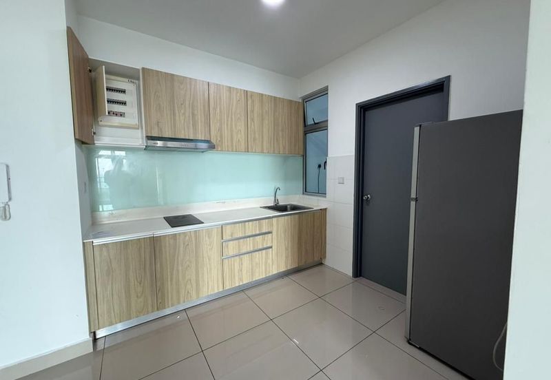 Covil By The Sea @ Meridin Bayvue