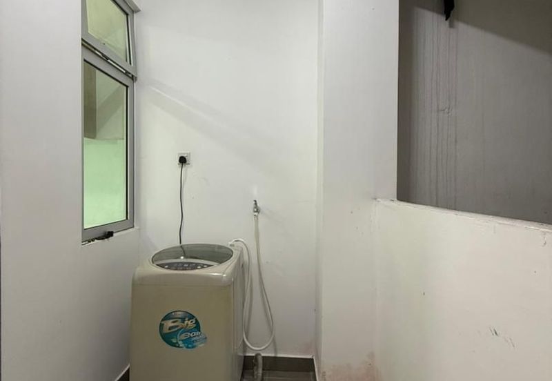 Covil By The Sea @ Meridin Bayvue