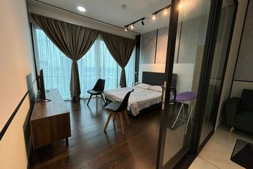 Almas Suites @ Puteri Harbour