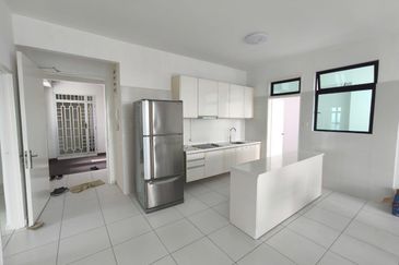 Sky Loft Premium Suites, Bukit Indah