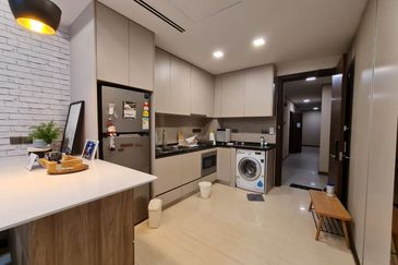 Puteri Cove Residences