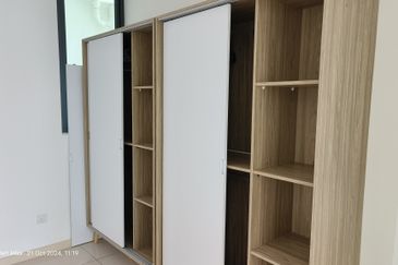 The M @ Medini Macrolink