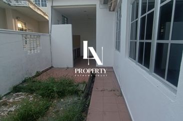 Bukit Rasah Double Storey Semi D For Sell