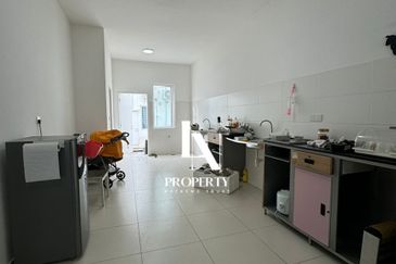 HIJAYU 3B @ BANDAR SRI SENDAYAN