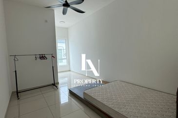 HIJAYU 3B @ BANDAR SRI SENDAYAN