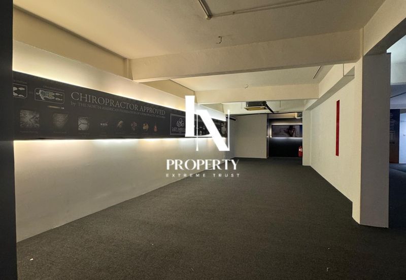 Oakland Commercial Centre