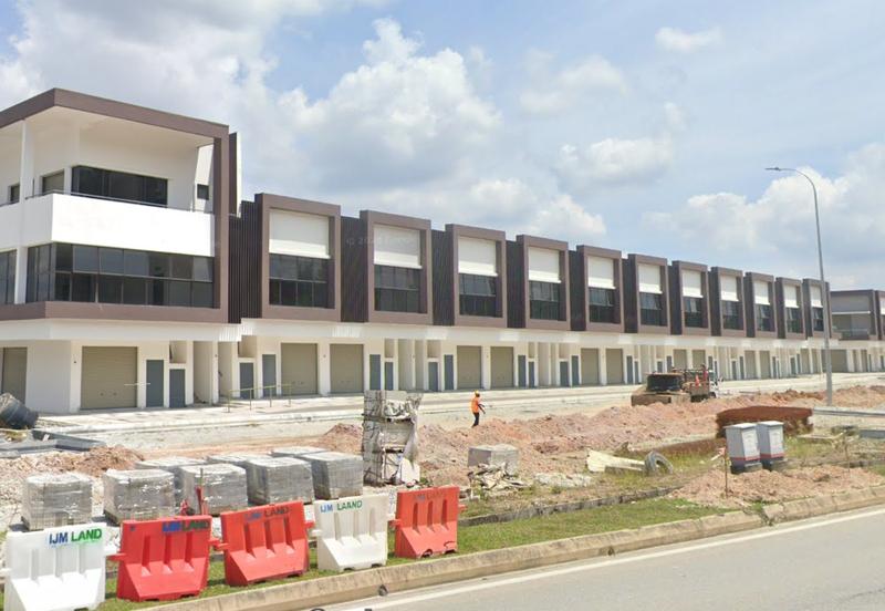 S2 IKON CENTRIO BRAND NEW SHOP GROUND FLOOR RENTAL 4K ONLY