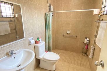 Acacia Seremban 2 50x80 4rooms limited unit Below Market Gated Guarded