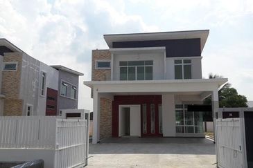 Senawang Perdana bungalow for rent