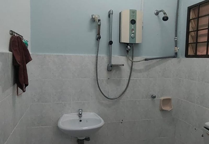 Garden Home Seremban 2  3Bed 2Bath for RENT