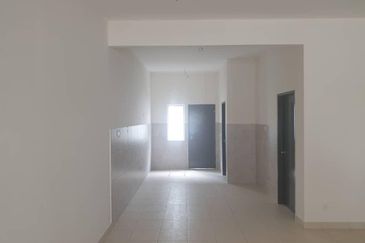 Iringan Bayu@Pastura Double-Storey House