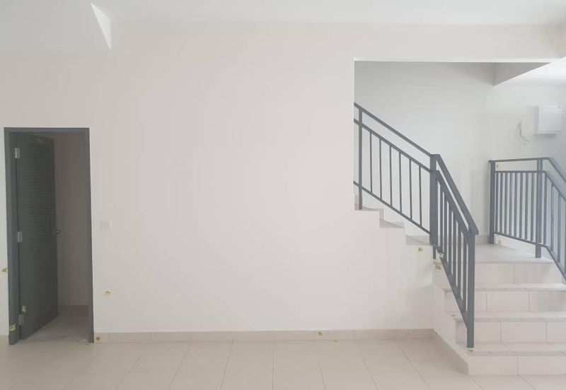 Iringan Bayu@Pastura Double-Storey House