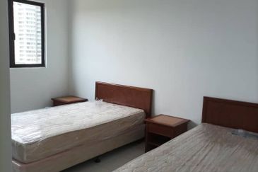 Lili residensi 3Bed 2Bath fully furnishedd for rent