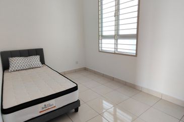 Safira Apartment, Seremban 2