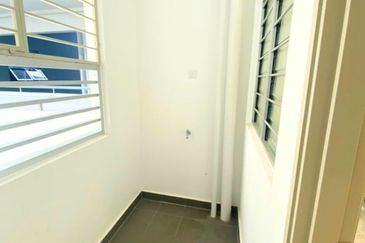 Safira Apartment, Seremban 2