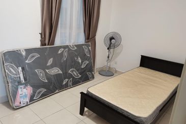Safira Apartment, Seremban 2