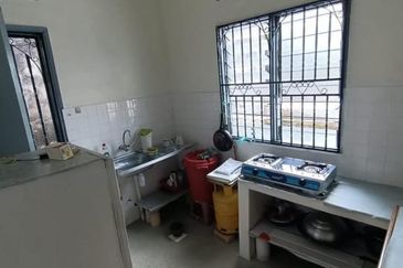 Taman Bukit Blossom 1 storey for sale(Seremban)