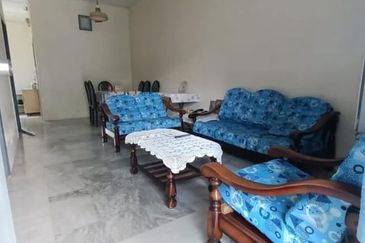 Taman Bukit Blossom 1 storey for sale(Seremban)