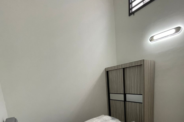 Seremban 2 Rimbun Aman S2 Height 1 Storey House, Seremban