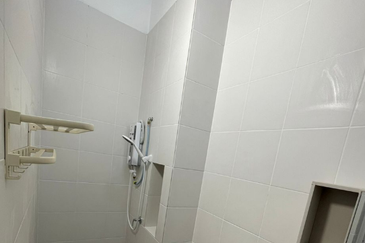 Seremban 2 Rimbun Aman S2 Height 1 Storey House, Seremban