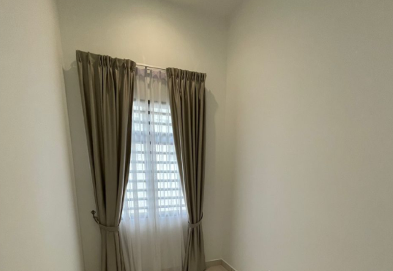 Seremban 2 Rimbun Aman S2 Height 1 Storey House, Seremban