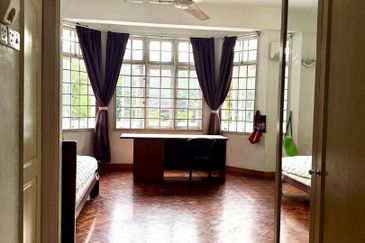 Country Height fully furnished for rent