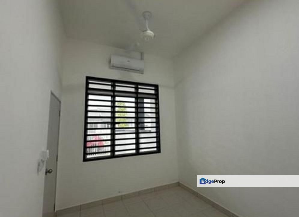 Rimbun Aman 3bed 2bath partially furnished for rent, Negeri Sembilan, Seremban