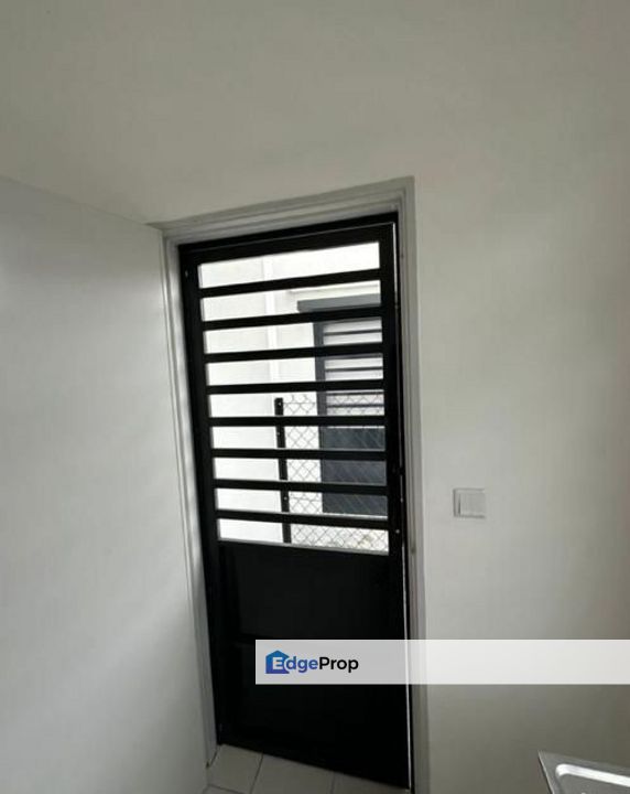 Rimbun Aman 3bed 2bath partially furnished for rent, Negeri Sembilan, Seremban