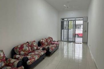 Rimbun Aman 1storey for rent
