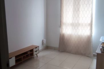 Safira Apartment, Seremban 2