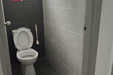 Prima Senawang Shoplot ground floor for rent 