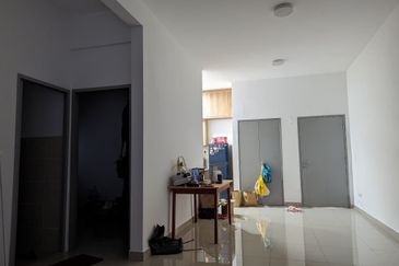 Seremban Prima Sentral 3bed2bath partially furnished for rent