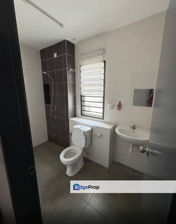 Taman Iringan Bayu 2 storey fully furnished for rent, Negeri Sembilan, Seremban