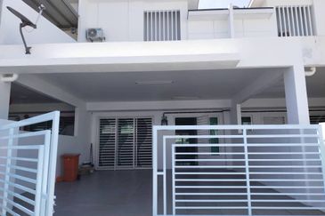 HIJAYU 3B @ BANDAR SRI SENDAYAN