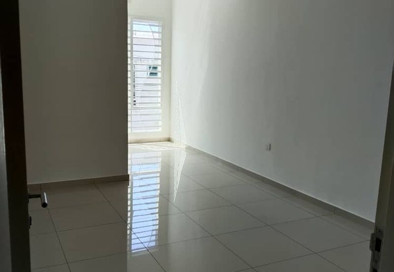 HIJAYU 3B @ BANDAR SRI SENDAYAN